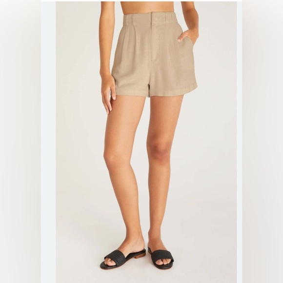 NWT Z Supply Calista High Waist Khaki Shorts- Small - Picture 1 of 7
